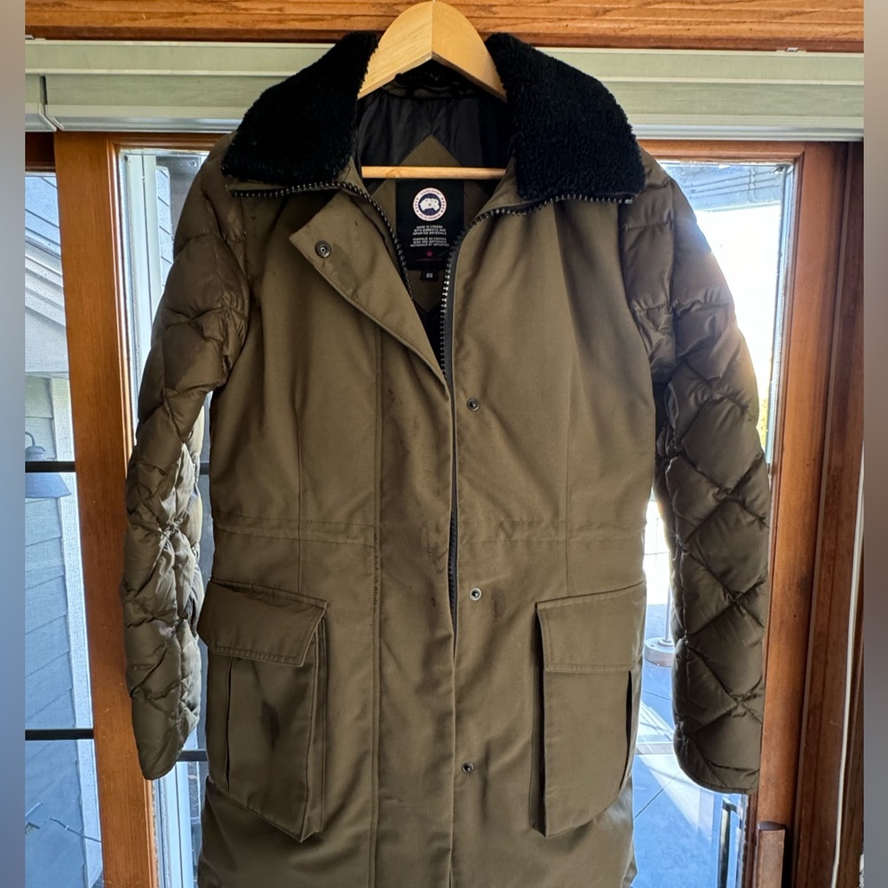 Barely Worn Canada Goose Elwin Parka